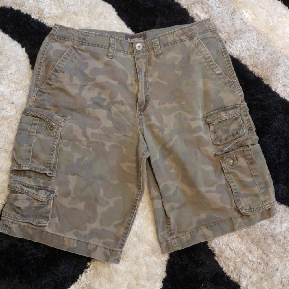 Mens camo cargo shorts
